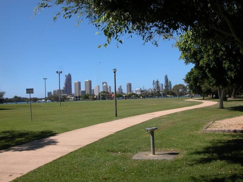 1 Chester Terrace, Southport QLD 4215