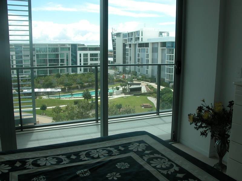 Paradise Point QLD 4216