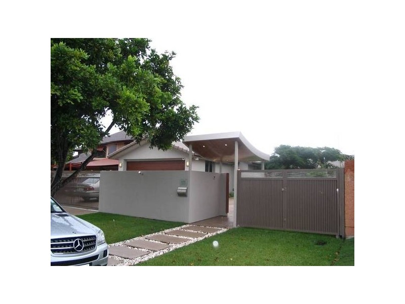 Biggera Waters QLD 4216