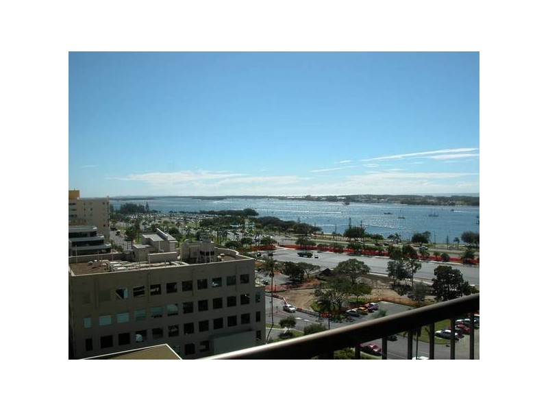 11B/10 Marine Parade, Southport QLD 4215