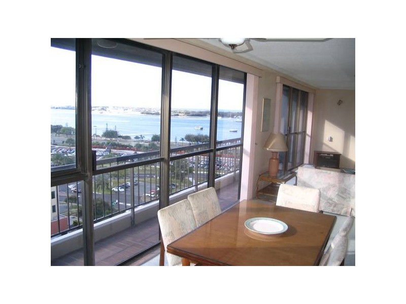 11B/10 Marine Parade, Southport QLD 4215