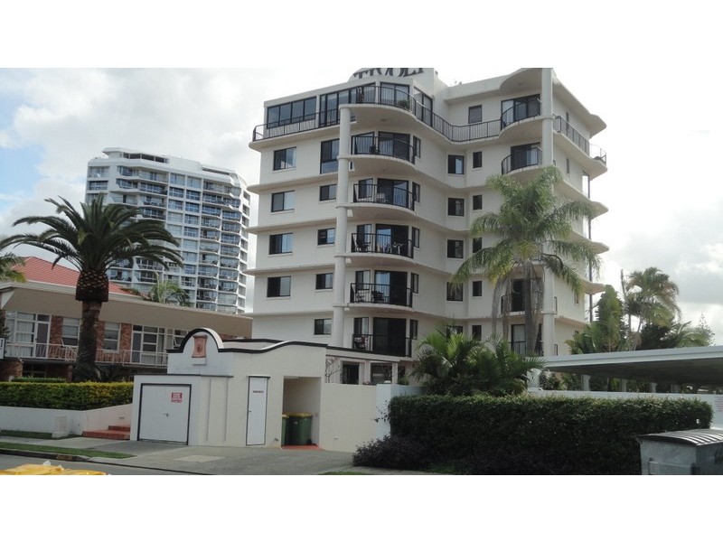 9/12 Paradise Island, Surfers Paradise QLD 4217