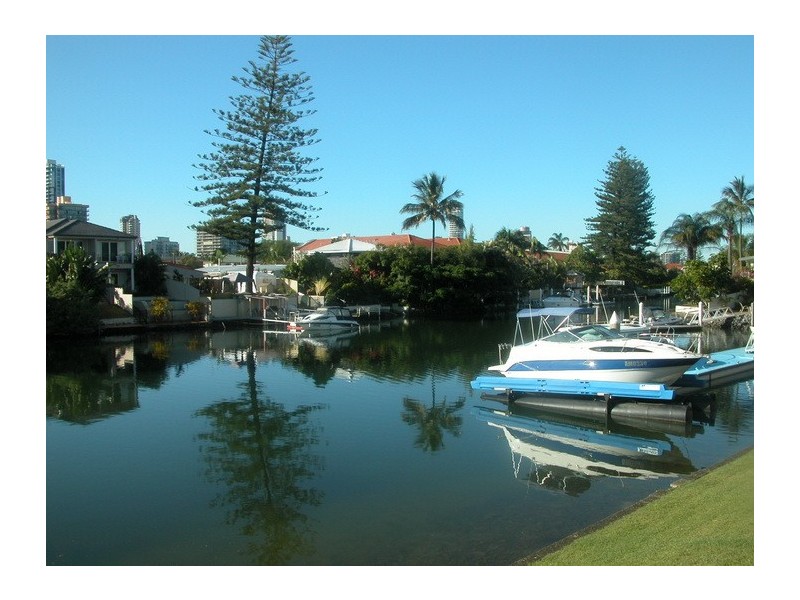 11/14 Peninsular Drive, Surfers Paradise QLD 4217