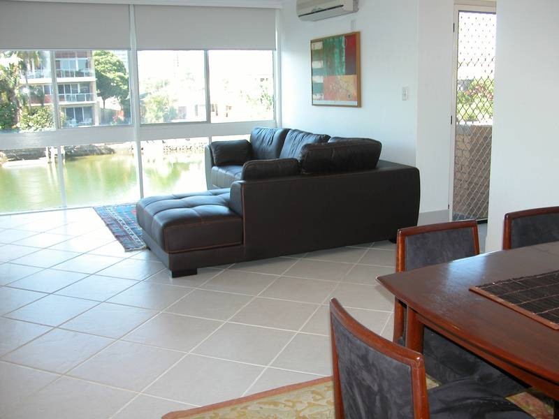 11/14 Peninsular Drive, Surfers Paradise QLD 4217