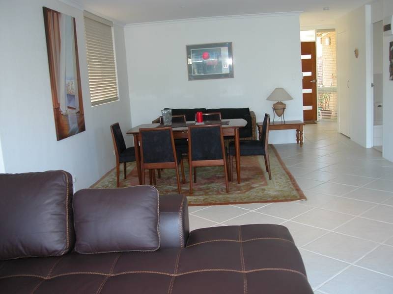 11/14 Peninsular Drive, Surfers Paradise QLD 4217