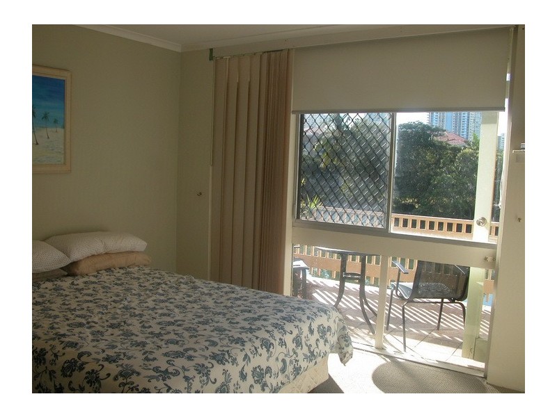 11/14 Peninsular Drive, Surfers Paradise QLD 4217