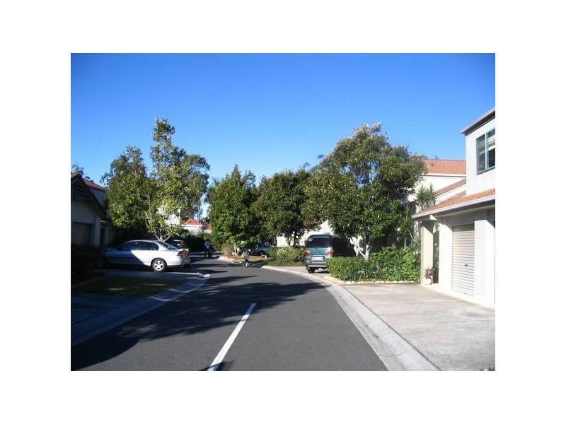 Benowa QLD 4217