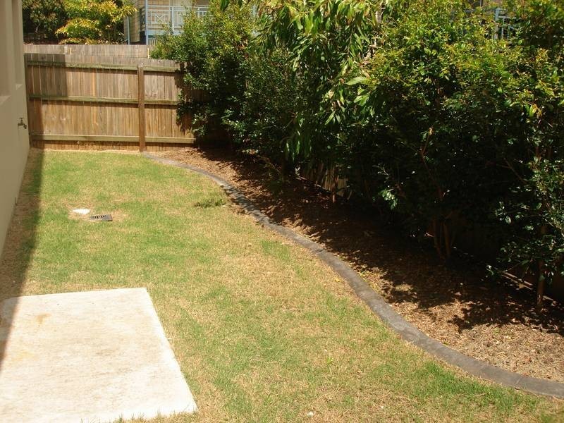 50 LITTLE NORMAN STREET, Southport QLD 4215