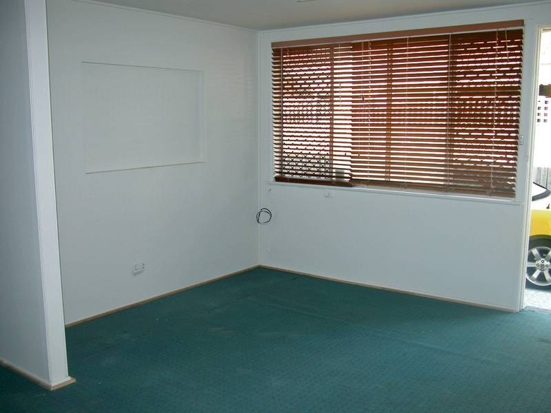 2/150 Frank Street, Labrador QLD 4215