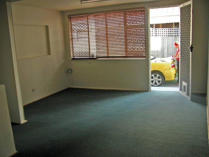 2/150 Frank Street, Labrador QLD 4215