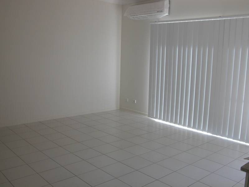 127 Pohlman Street, Southport QLD 4215