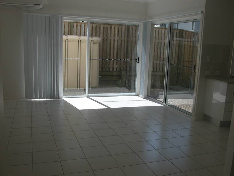 127 Pohlman Street, Southport QLD 4215