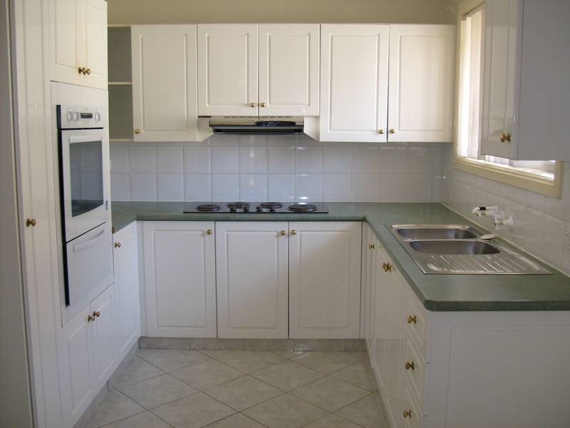 61 Canberra Street, Oxley Park NSW 2760