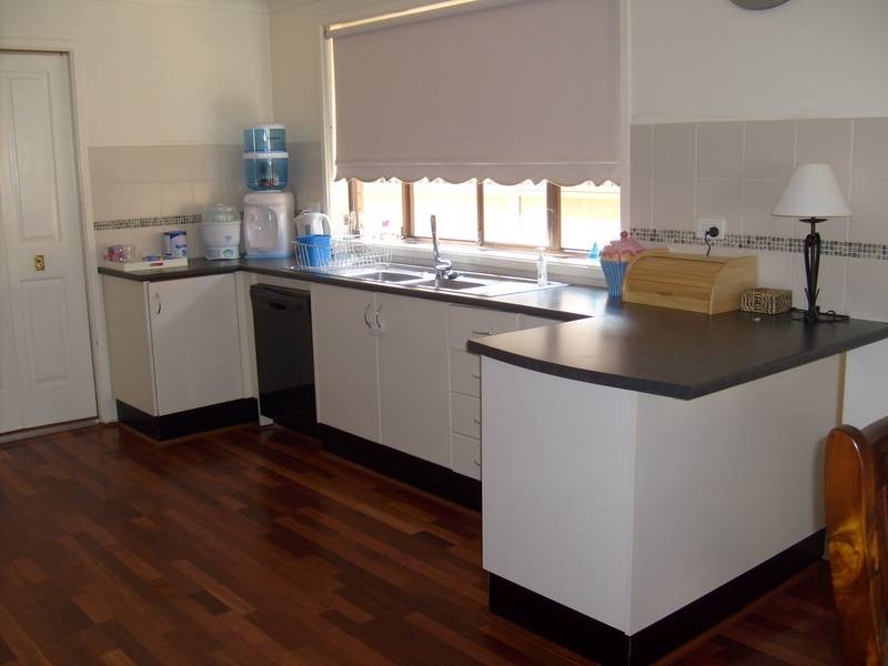 3 Noble Pl, St Clair NSW 2759