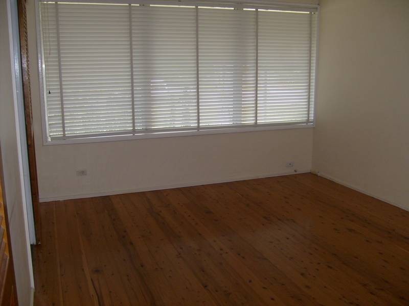 6 Young St, Colyton NSW 2760