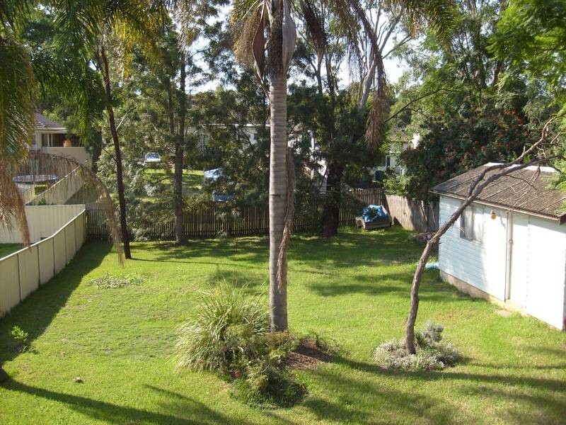 27 Moira Cres, St Marys NSW 2760