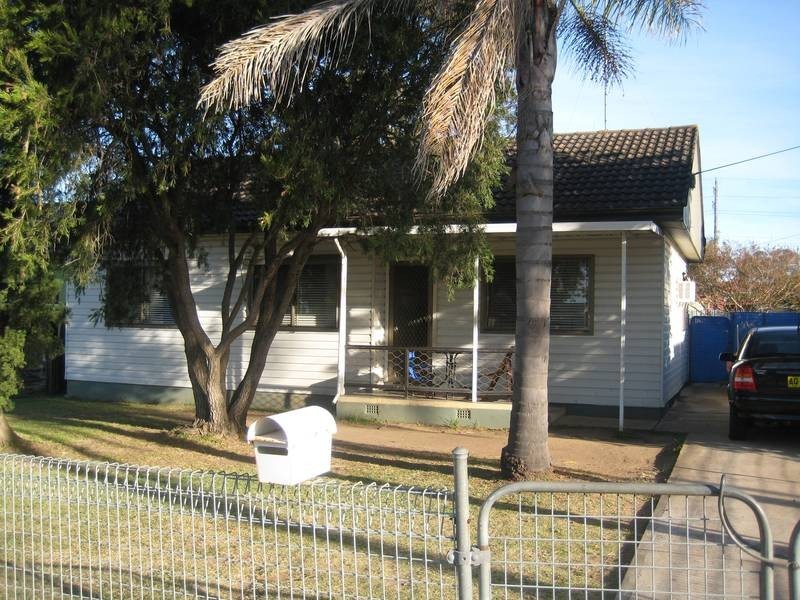 30 Tanderra Street, Colyton NSW 2760