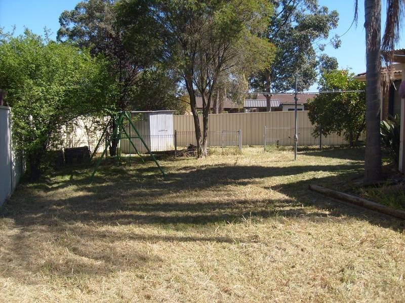11 Lamming Pl, St Marys NSW 2760