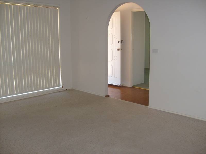 3 Frost Cl, St Clair NSW 2759