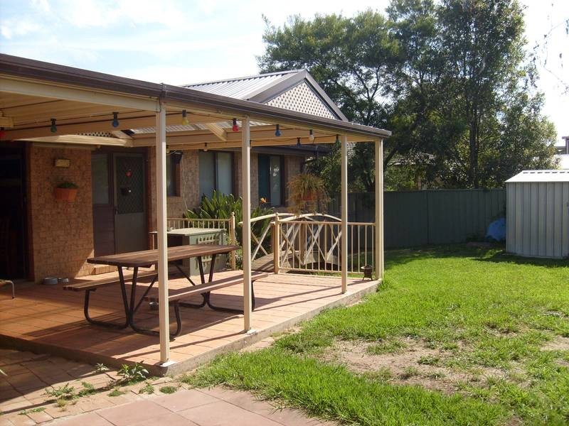 3 Frost Cl, St Clair NSW 2759