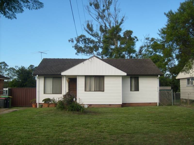 12 Magnolia St, North St Marys NSW 2760