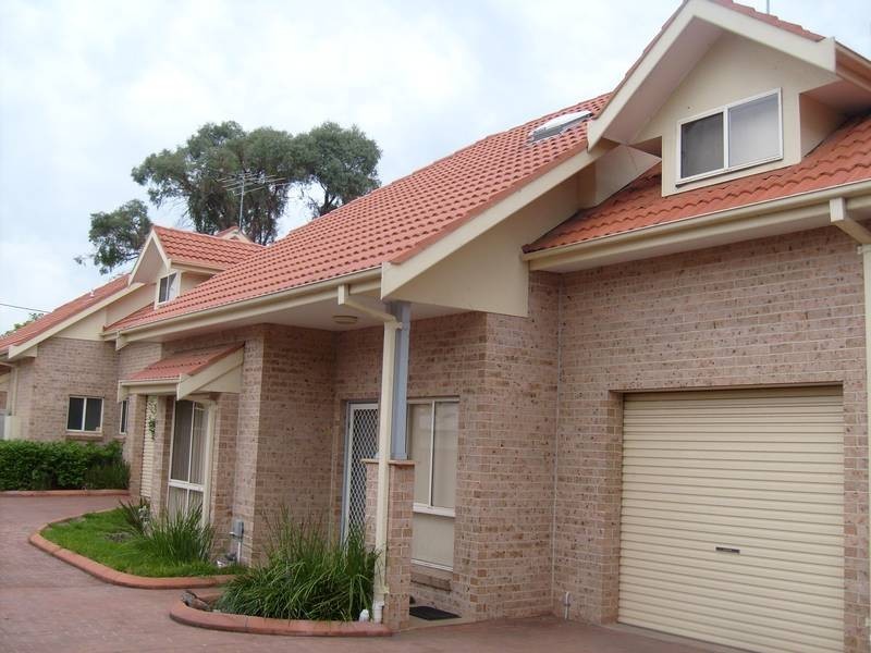 2/27 Brisbane St, Oxley Park NSW 2760