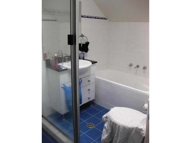 2/27 Brisbane St, Oxley Park NSW 2760