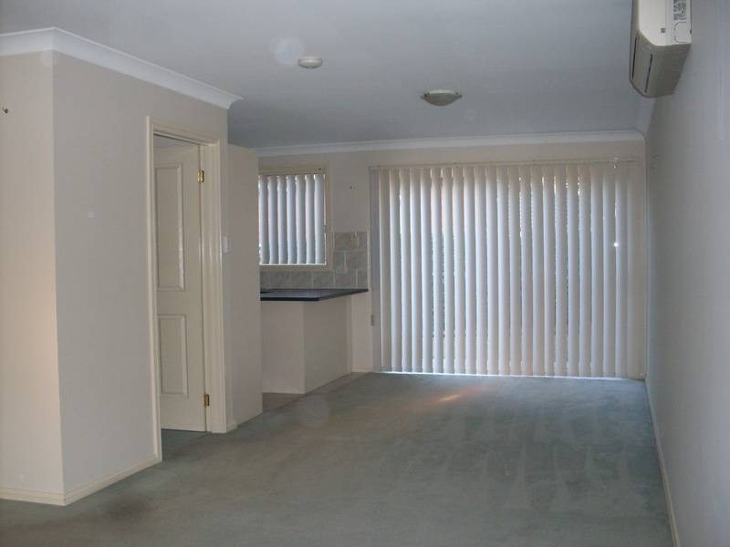 2/98 Cox Ave, Penrith NSW 2750