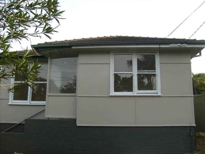 30 Funda Cres, Lalor Park NSW 2147