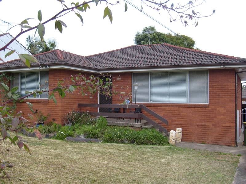 5 Knox St, St Marys NSW 2760