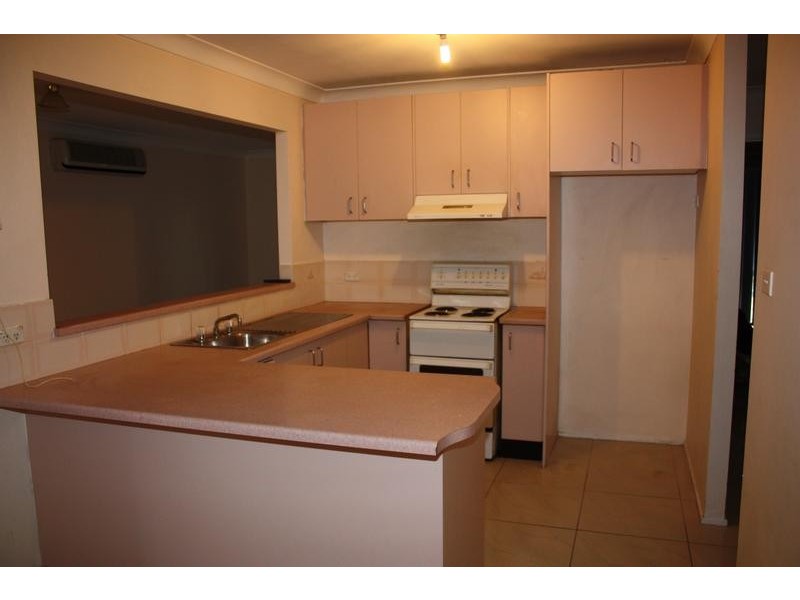 6 Geewan St, Claremont Meadows NSW 2747