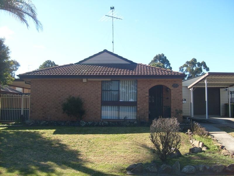 151 Banks Drive, St Clair NSW 2759
