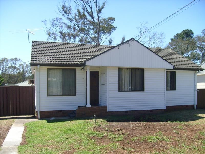 12 Magnolia St, St Marys NSW 2760