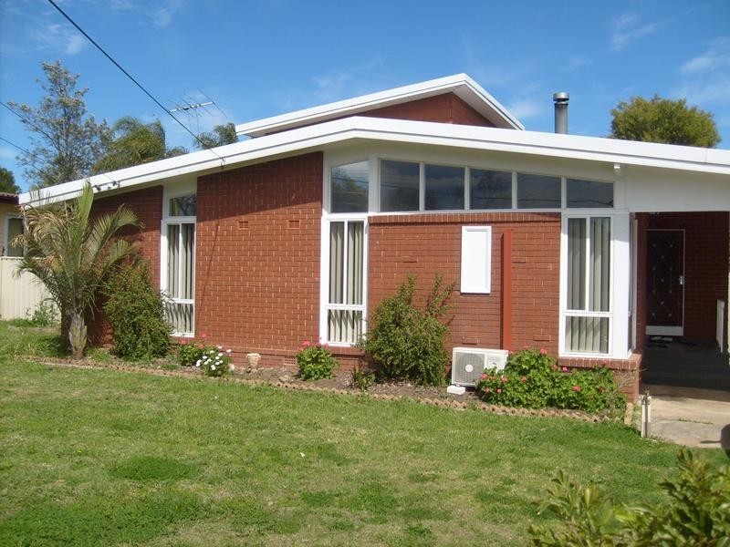 9 Manifold Rd, Blackett NSW 2770