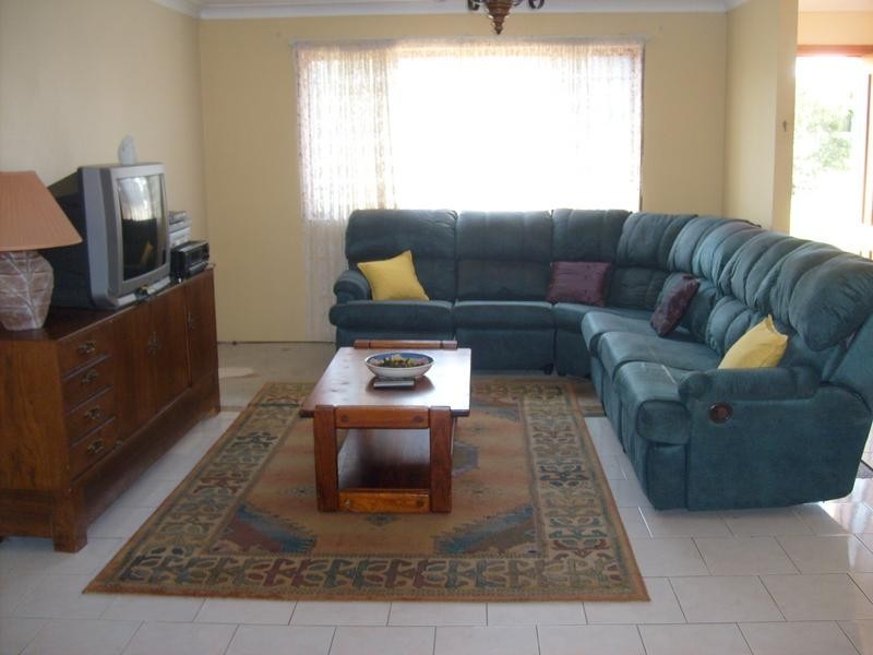 8 Gerring St, Colyton NSW 2760