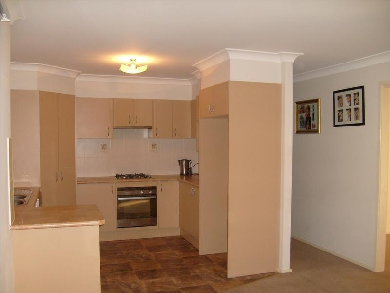 1/2 Sydney St, Oxley Park NSW 2760
