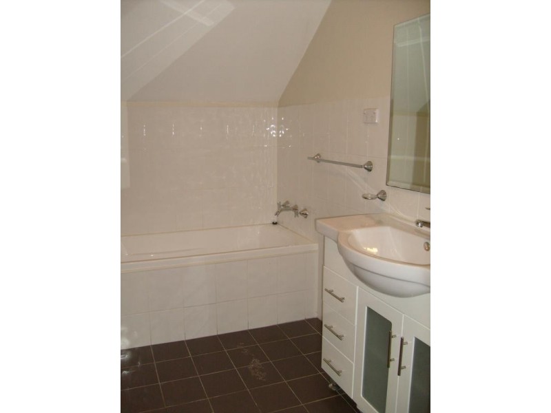 3/15 Braddon St, Oxley Park NSW 2760