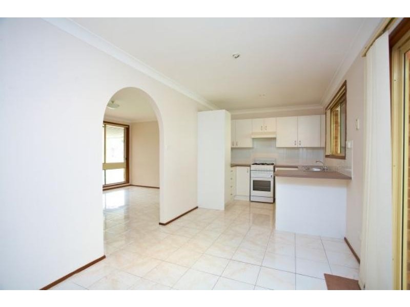 89 Colebee Cres, Hassall Grove NSW 2761