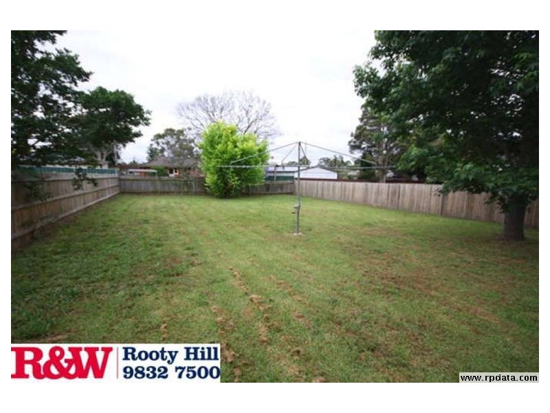 34 Kurrajong Rd, North St Marys NSW 2760