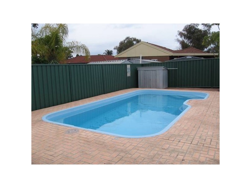 60 Coowarra Drive, St Clair NSW 2759