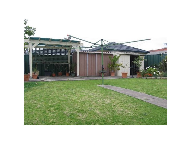 60 Coowarra Drive, St Clair NSW 2759