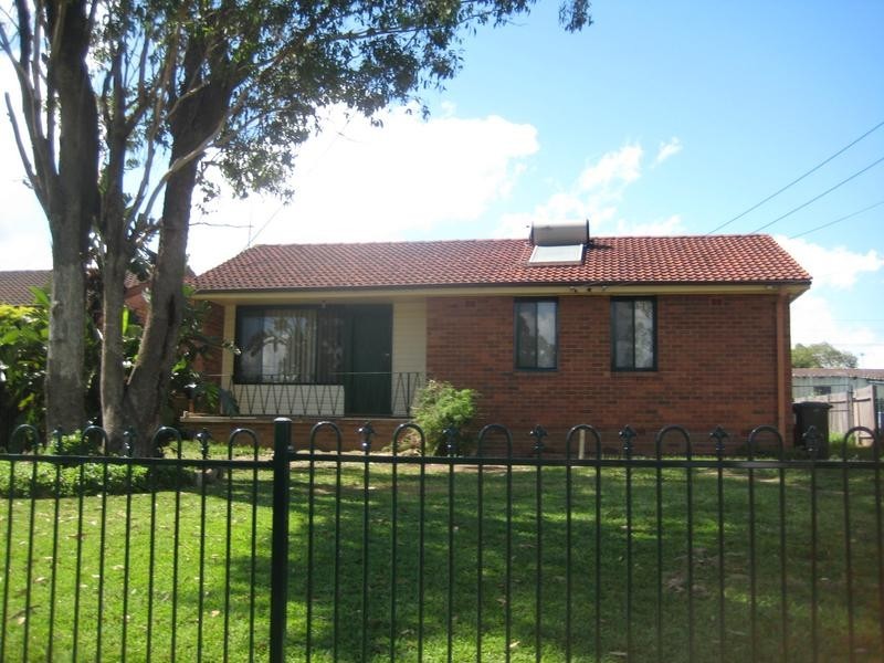11 Idreiss, Blackett NSW 2770