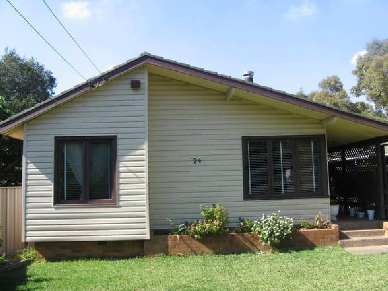 24 Houtman Ave, Willmot NSW 2770