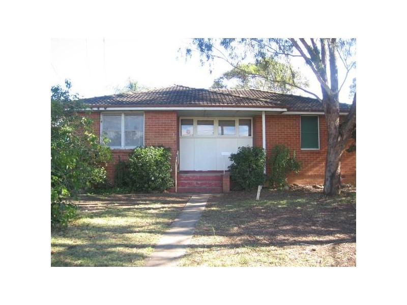 53 Tarawa Road, Lethbridge Park NSW 2770