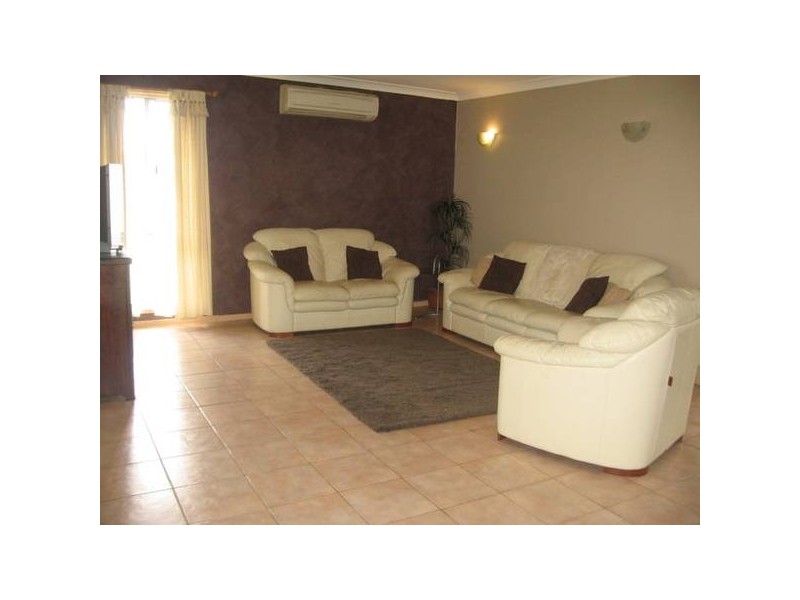 Claremont Meadows NSW 2747