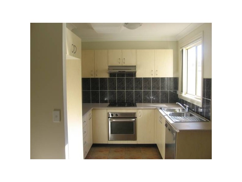 Blenheim Ave, Rooty Hill NSW 2766