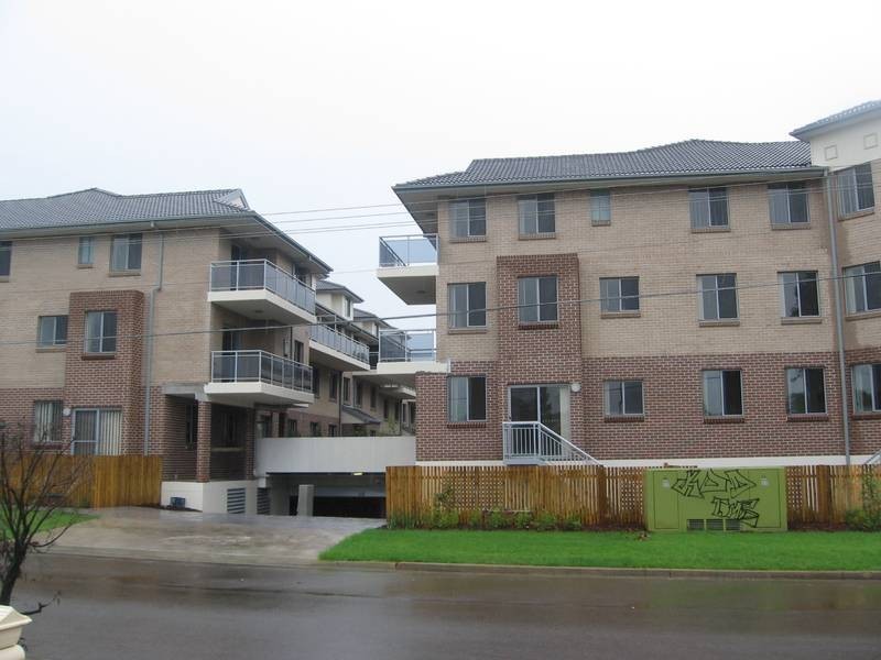 4/14-20 Parkes Ave, Werrington NSW 2747