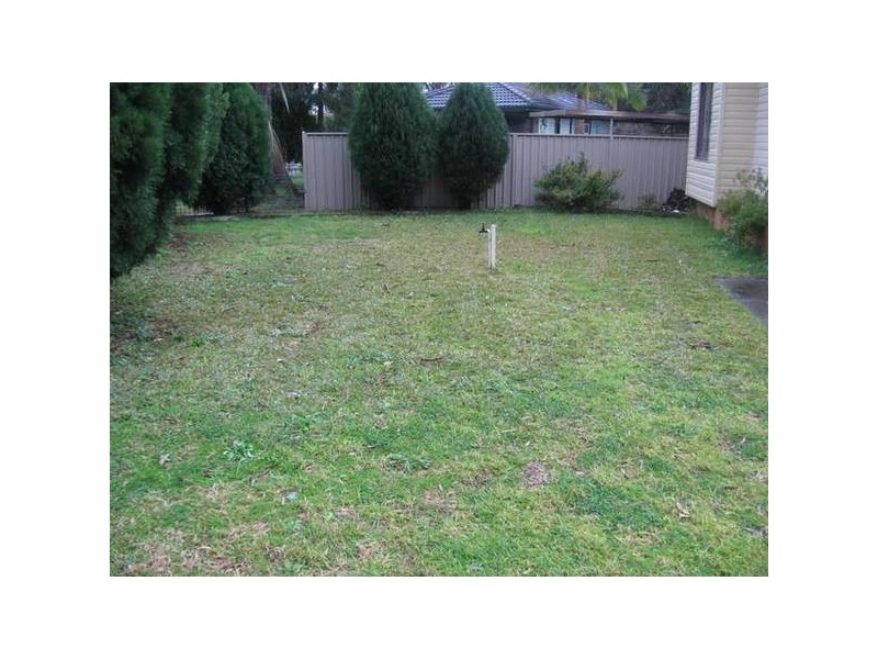 14 taranaki street, Lethbridge Park NSW 2770