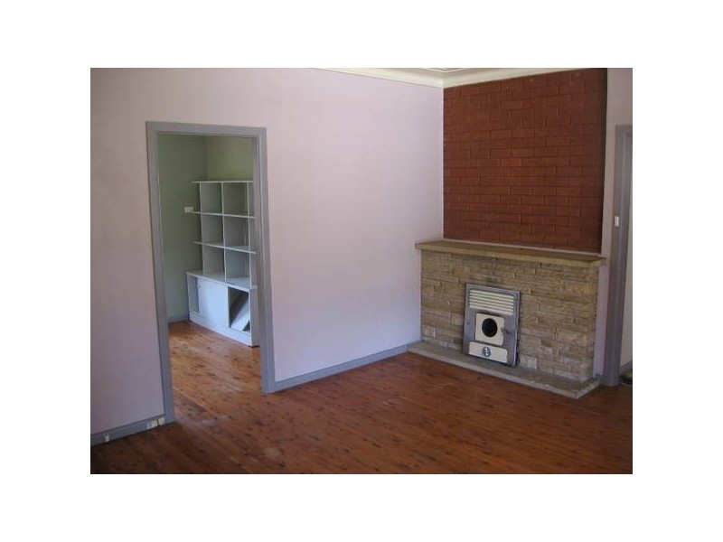 10 Monfarville Rd, St Marys NSW 2760