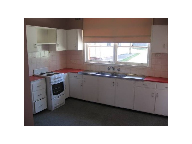 10 Monfarville Rd, St Marys NSW 2760